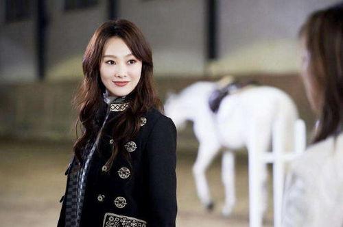 娱乐圈吃瓜女王小说,吃瓜女王的风云录