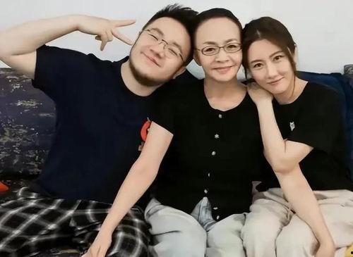 吃瓜娱乐八卦直播视频